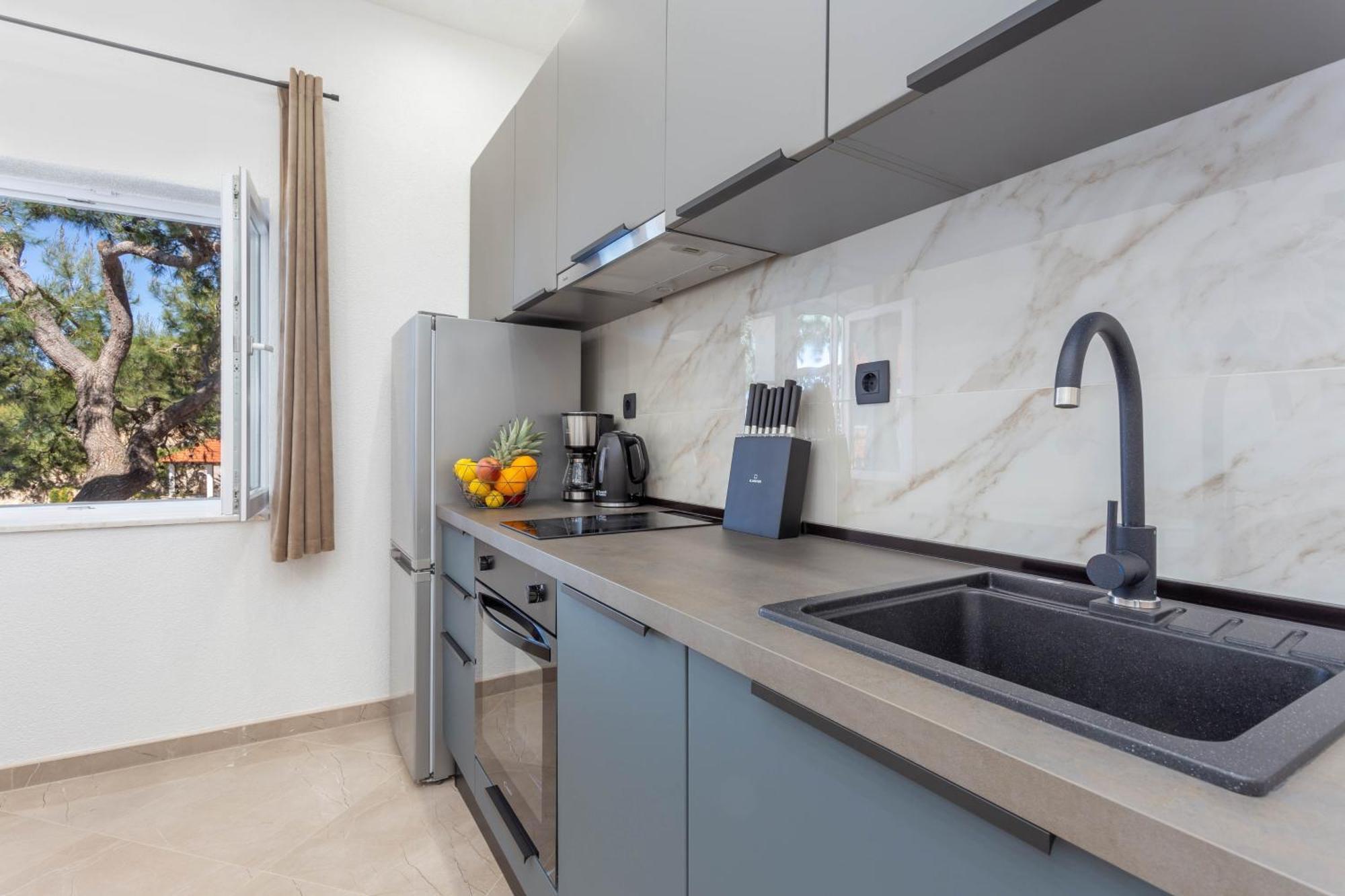 Apartment Zastupac 8761C Hvar Town Luaran gambar